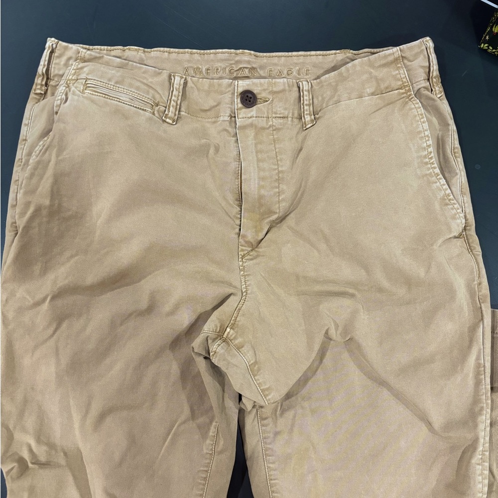 AE Flex Slim Straight Lived-In Khaki Pant
Size 34x36